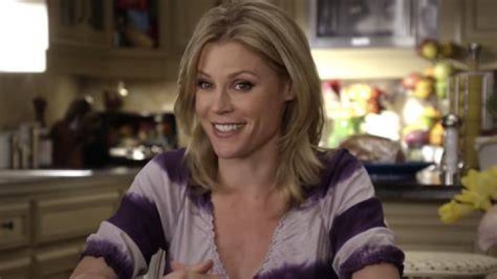 Julie Bowen In &lsquo;Modern Family&rsquo; Exclusive Photo