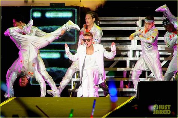 Justin Bieber Brothel Girls