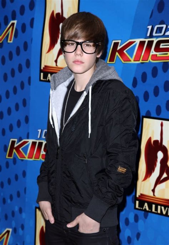 Justin Bieber & More Hot Guys – Hollywood Life