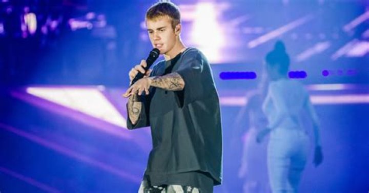 Justin Bieber’s News Song ‘No Pressure’ About Selena Gomez — Singing About Her – Hollywood Life