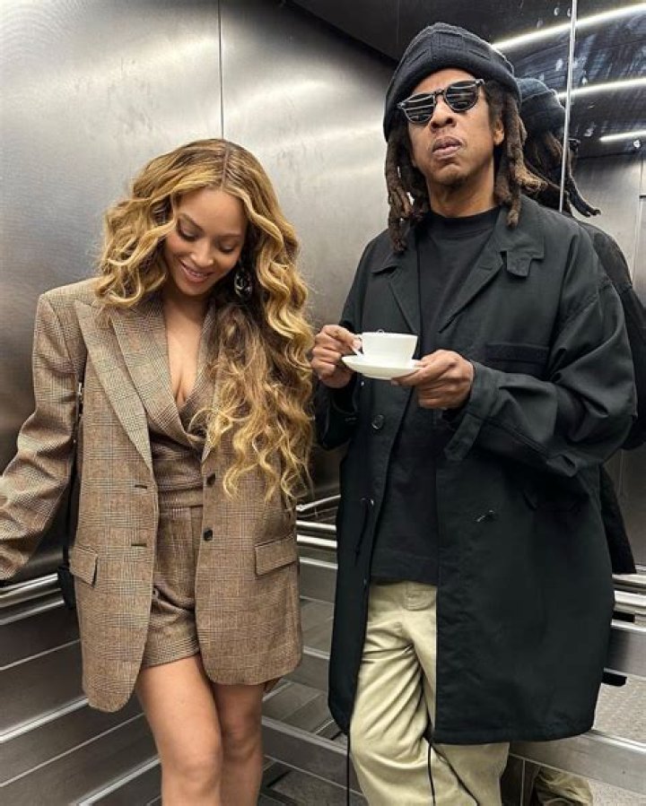 Karrine Stefans Hooked Up With Jay Z? She Claims She Was One Of His ‘Beckys’ – Hollywood Life