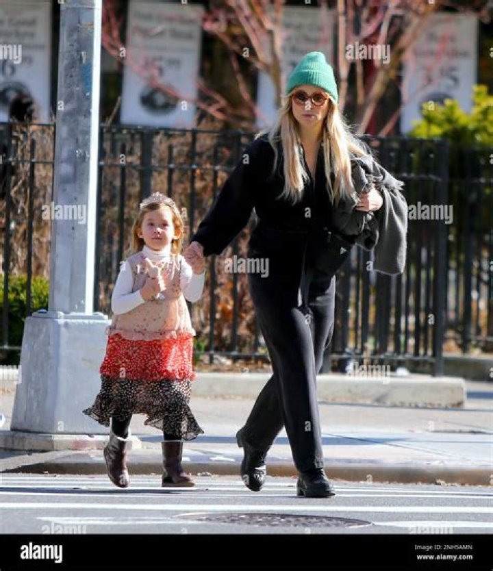 Kate Hudson fiance daughter
