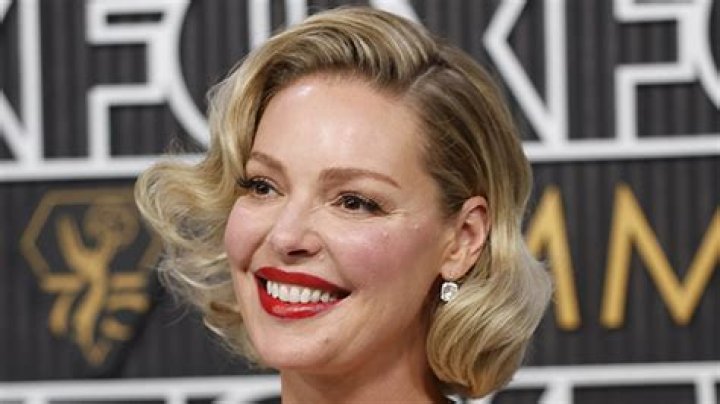 Katherine Heigl Prepped Her Skin for the Emmys With This $12 Cleansing Pad
