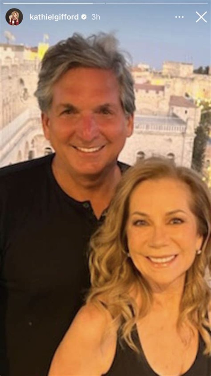 Kathie Lee Gifford In New Relationship After Husband’s Death – Hollywood Life
