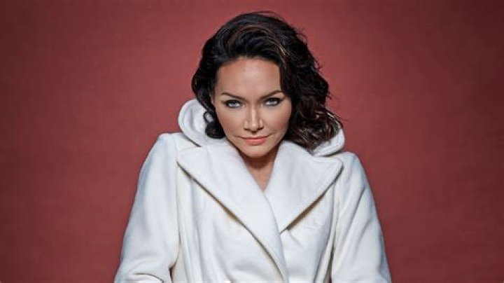 Katrina Lenk