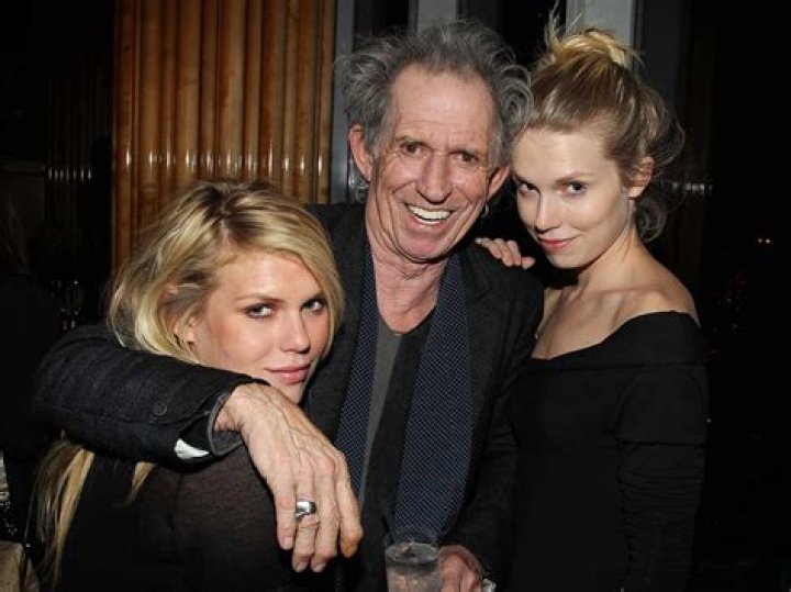 Keith Richards with his daughters