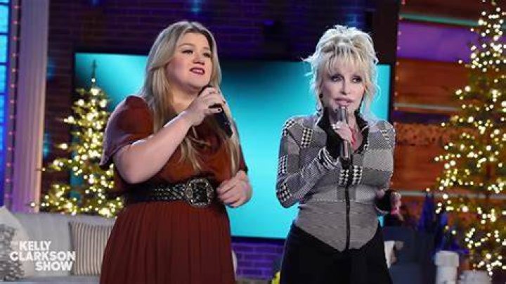 Kelly Clarkson & Dolly Parton Sing ‘I Will Always Love You’: Video – Hollywood Life