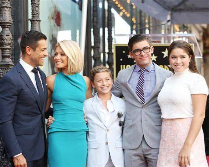 Kelly Ripa and family 
