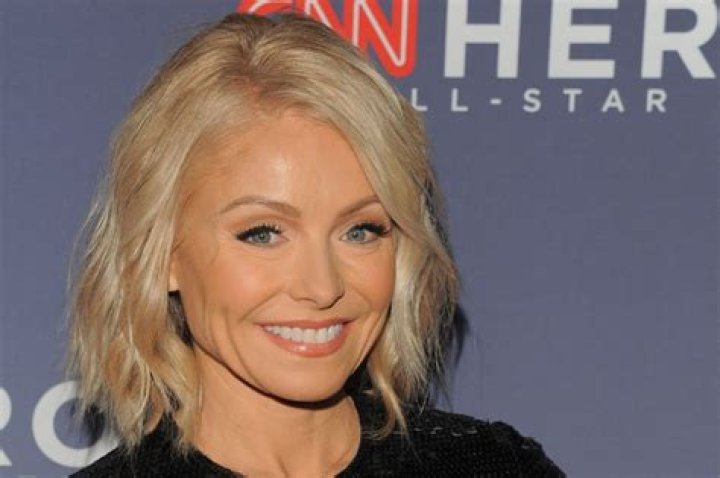 Kelly Ripa Reveals Diet Secrets & Admits She Works Out 7 Days A Week – Hollywood Life