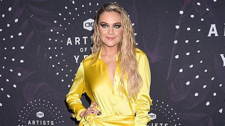 Kelsea Ballerini Rocks Plunging Yellow Silk Top For CMT Artists Of The Year