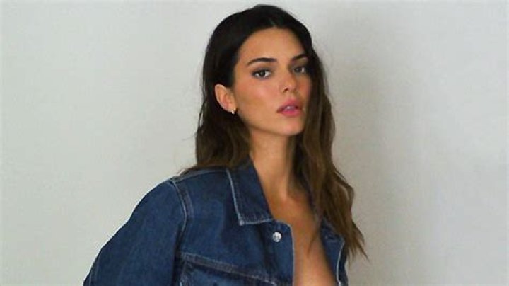 Kendall Jenner In Nothing But Denim Jacket & Jeans For Campaign Photos – Hollywood Life