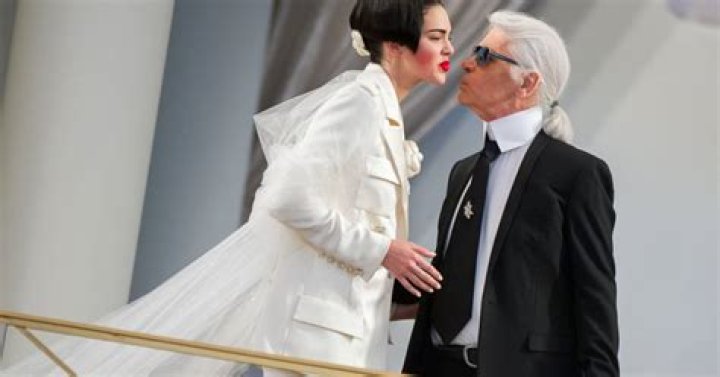 Kendall Jenner Karl Lagerfeld