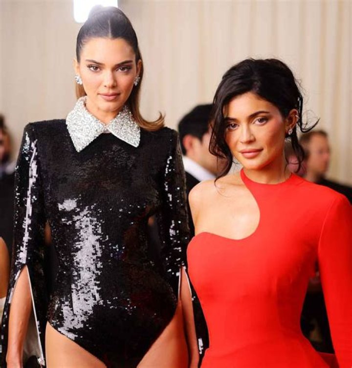 Kendall Jenner, Kylie Jenner