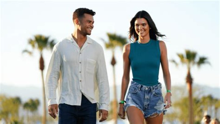 Kendall Jenner spotted at Coachella Music FestivalPictured: Kendall JennerRef: SPL994137 110415 NON-EXCLUSIVEPicture by: SplashNews.comSplash News and PicturesLos Angeles: 310-821-2666New York: 212-619-2666London: 0207 644 7656Milan: +39 02 4399 8577Sydney: +61 02 9240 Rights