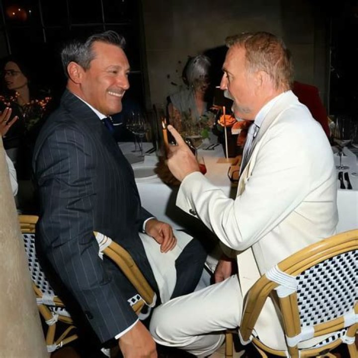 Kevin Costner&nbsp;and&nbsp;Jon Hamm