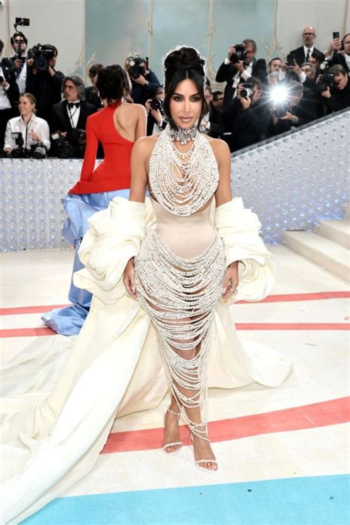 Kim Kardashian dresses up as Carole Baskin with her children, and Jonathan Cheban as Tiger King, Los Angeles, CA. 30 Oct 2020 Pictured: Kim Kardashian. Photo credit: MEGA TheMegaAgency.com +1 888 505 6342 (Mega Agency TagID: MEGA711379_001.jpg) [Photo via Mega Agency]
