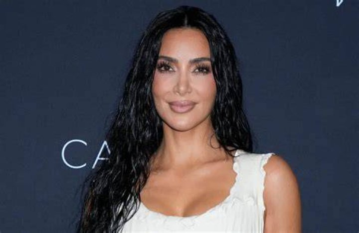 Kim Kardashian hits up Art Basel Miami Beach with sister Khloe and pals Serena Williams and Foodgod. 02 Dec 2022 Pictured: Kim Kardashian, Khloe Kardashian, Serena Williams; Jonathan Cheban. Photo credit: MEGA TheMegaAgency.com +1 888 505 6342 (Mega Agency TagID: MEGA922862_001.jpg) [Photo via Mega Agency]