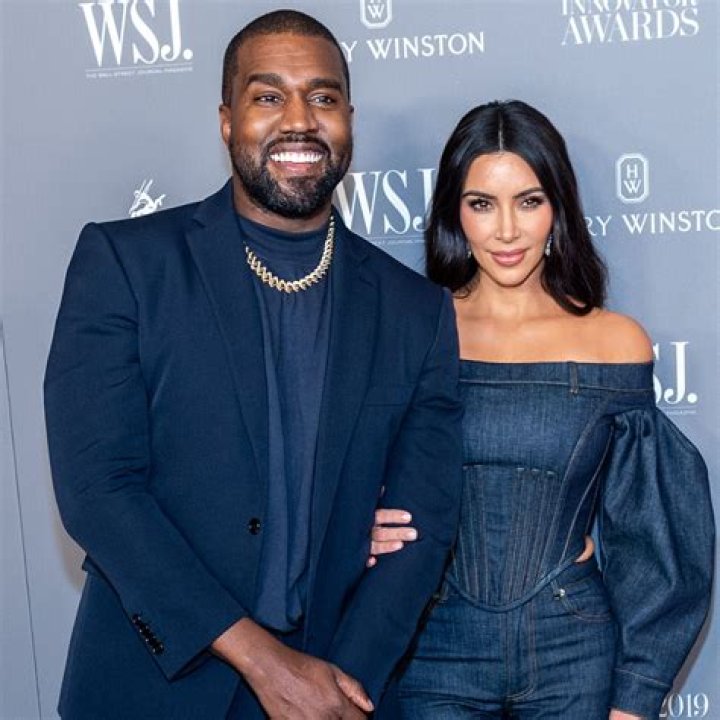 Kim Kardashian & Kanye West’s Valentine’s Day 2017 — Pics