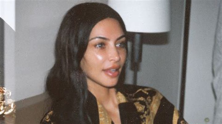 Kim Kardashian’s Glowing Skin — See No Makeup Pic – Hollywood Life