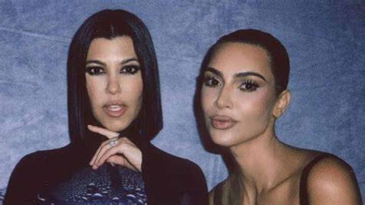 Kourtney Kardashian Cries After Fight With Kim On KUWTK – Hollywood Life