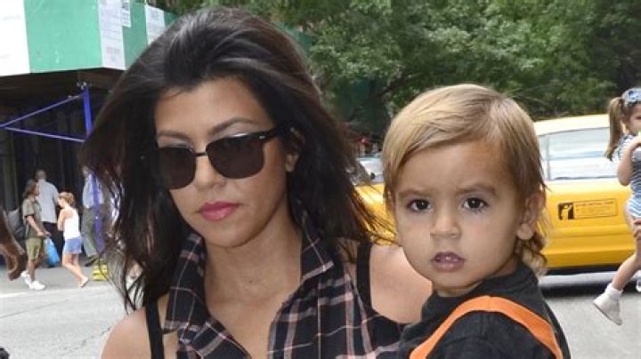 Kourtney Kardashian Pregnant? Has ‘Baby Fever’ & Wants One More Child With Scott Disick