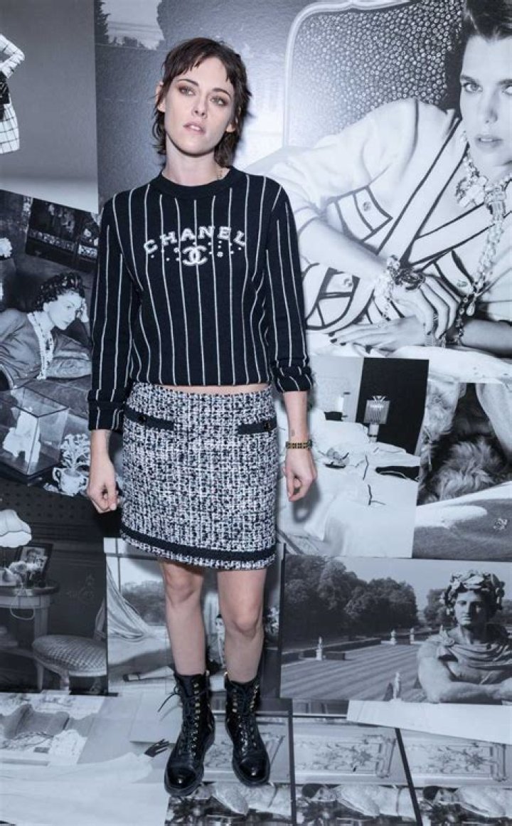 Kristen Stewart A Paris Fashion Week 2019