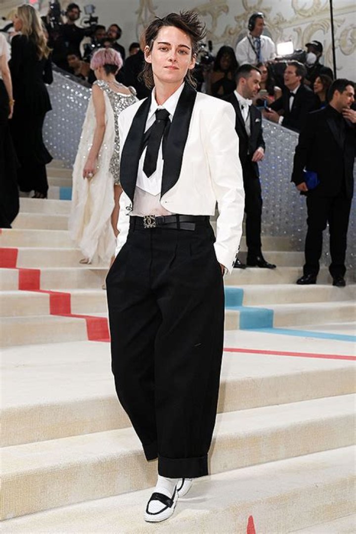 Kristen Stewart At The 2021 Academy Awards Nominee Luncheon