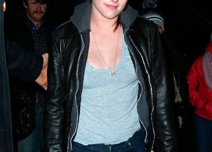 Kristen Stewart Family Guy Diss