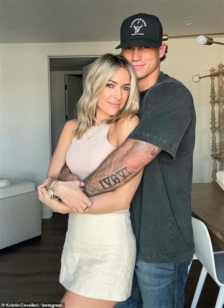 Kristin Cavallari Reveals Her Relationship Status A Year After Divorce – Hollywood Life