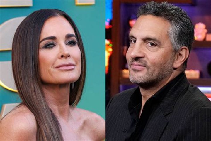 kyle richards husband reacts divorce rumors