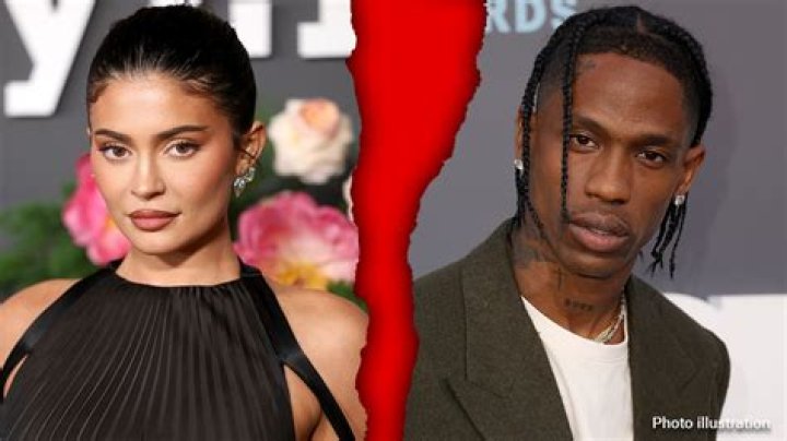 Kylie Jenner Poses In Bed With Stassie After Travis Scott Split: Pics – Hollywood Life