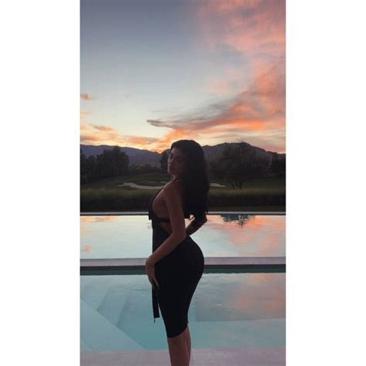 Kylie Jenner Rocks Plunging Black Crop Top and Leggings in New Selfies