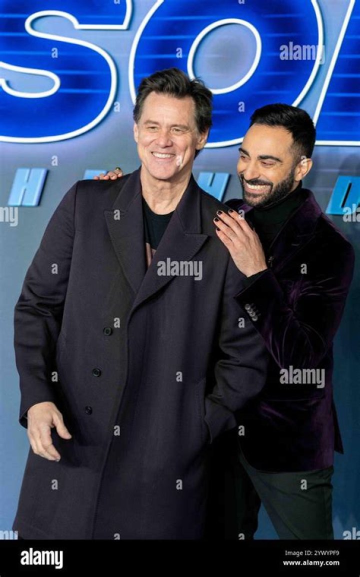 Lee Majdoub Jim Carrey