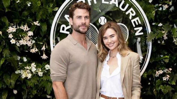 Liam Hemsworth, Gabby Brooks 