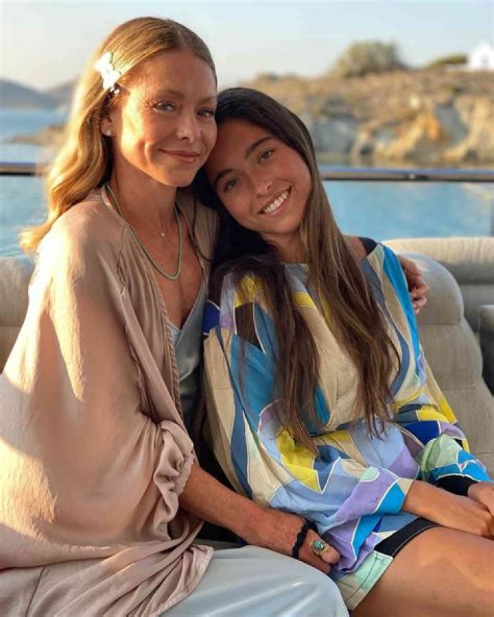 Lola Consuelos & Kelly Ripa