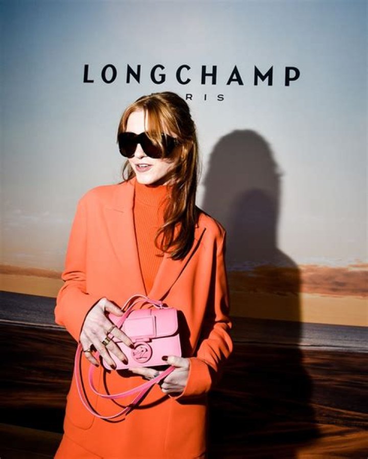 Longchamp’s Beachside Party: Photos Of Natalia Dyer, Rocky Barnes & More