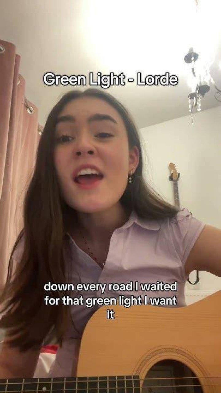 lorde-green-light