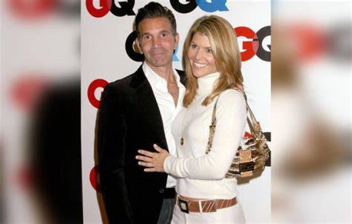 Lori Loughlin Mossimo Giannulli Marriage