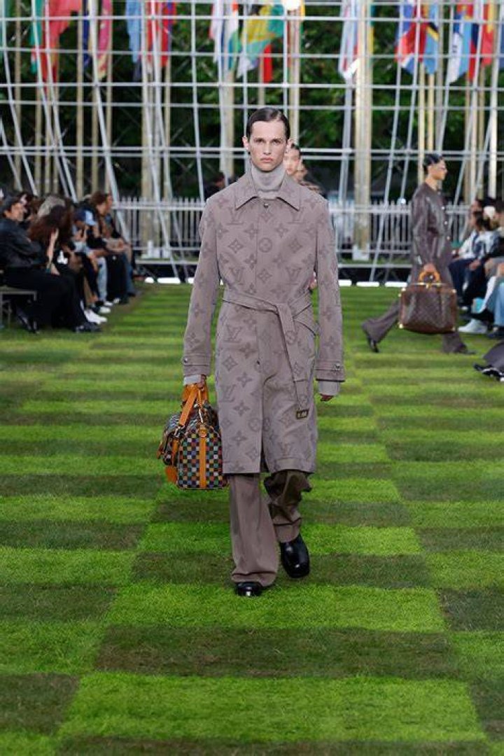 Louis Vuitton Men&rsquo;s Spring-Summer 2024 Show, Pont Neuf, Paris, France, &Icirc;le-de-France, France &ndash; 20 Jun 2023