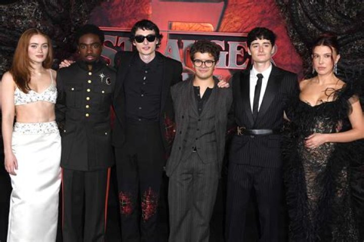 &lsquo;Bridgerton&rsquo; Season 2 Premiere: All The Best Photos