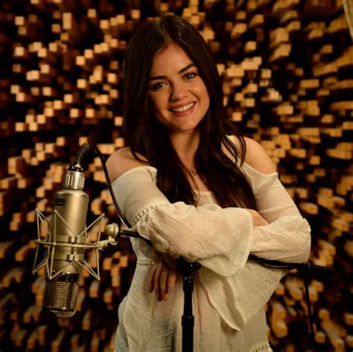 Lucy Hale Lucy Hale goes for a walk, Los Angeles, USA - 02 Jun 2020