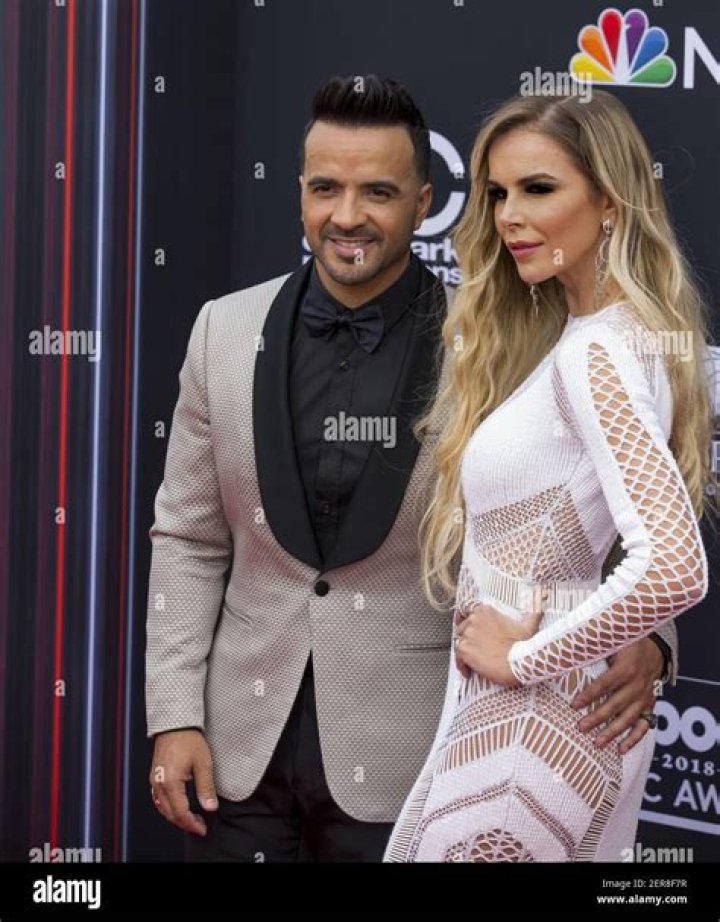 Luis Fonsi and wife Agueda Lopez