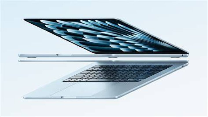 MacBook Pro With Touchscreen — Pics Of The New Apple Laptop