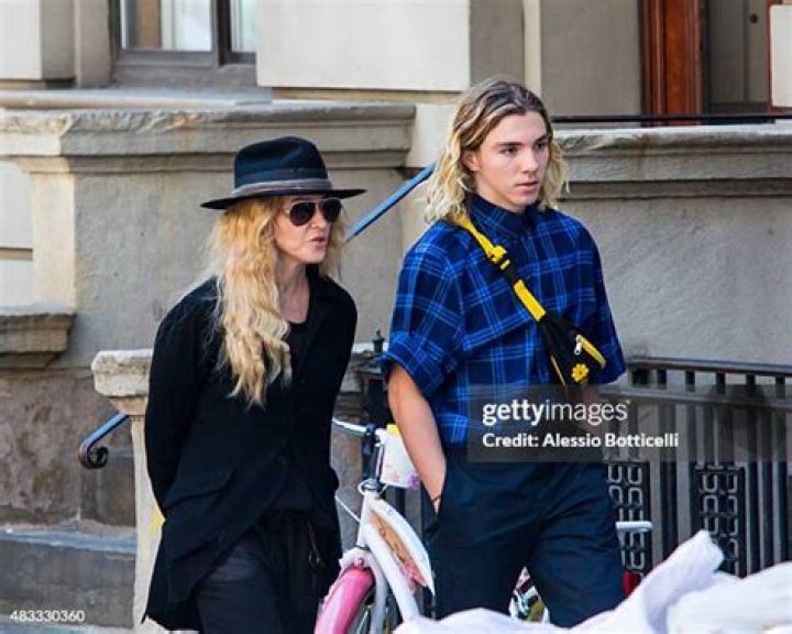 Madonna and her son and daughter Rocco and Lourdes head out for a late night dinner in New York City. Pictured: Rocco Ritchie Ref: SPL5485976 150922 NON-EXCLUSIVE Picture by: WavyPeter / SplashNews.com Splash News and Pictures USA: +1 310-525-5808 London: +44 (0)20 8126 1009 Berlin: +49 175 3764 166 World Rights