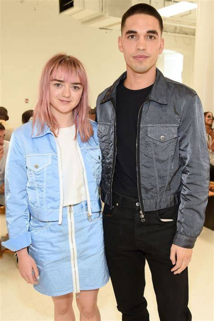 Maisie Williams At Helmut Lang Show
