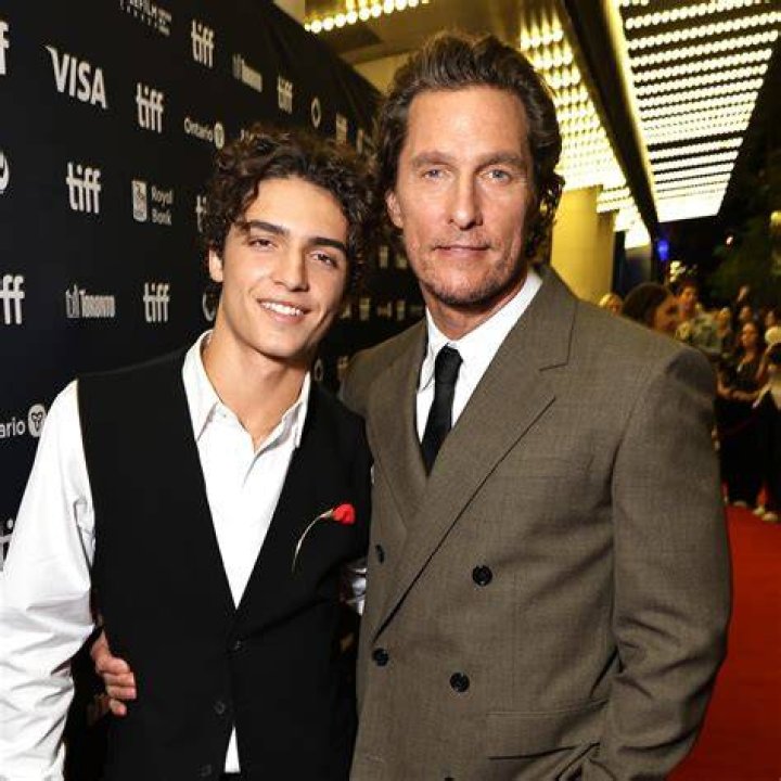 Matthew McConaughey’s Son Levi, 14, Looks Just Like Him At PFW With Mom & Sister, 13