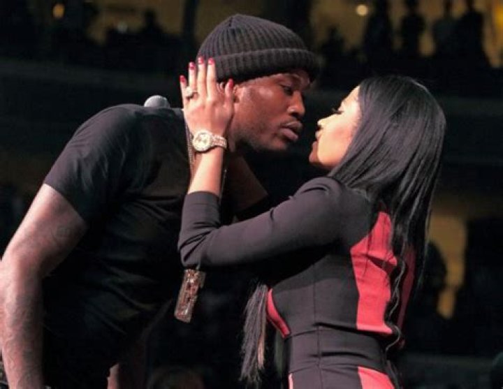 Meek Mill Nicki Minaj Kiss