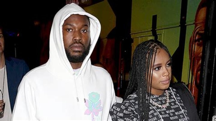 Meek Mill’s Girlfriend Milan Shows Bare Baby Bump In Bikini — Pics – Hollywood Life
