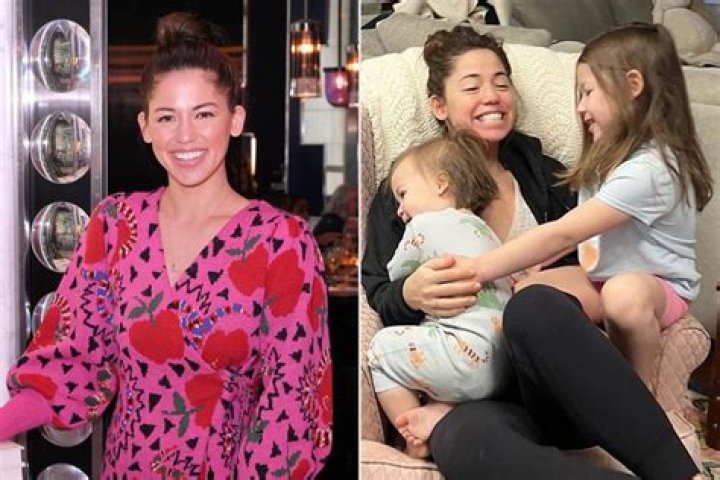 Meet Her Daughters Bernie & Ira – Hollywood Life