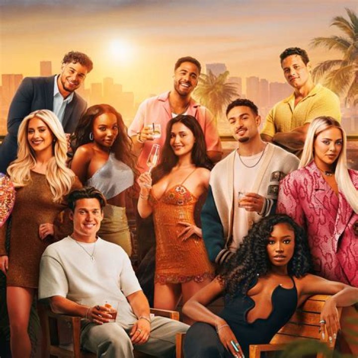 Meet The Cast – Hollywood Life